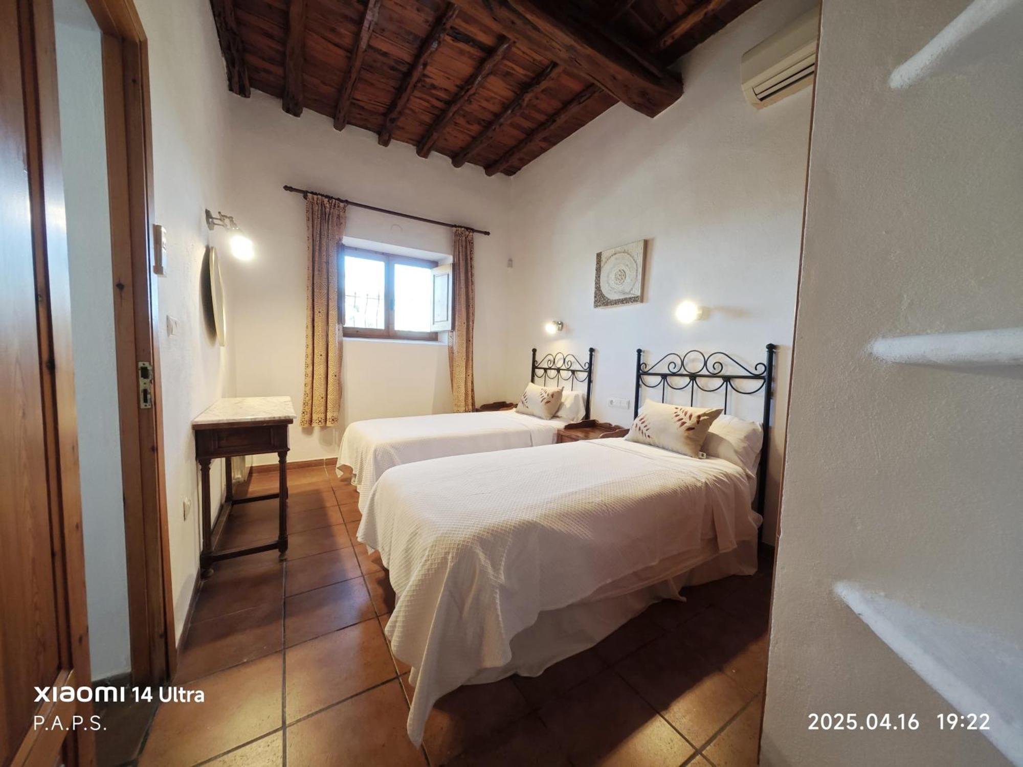 Casa Can Lluc Con Piscina, Jardin Y Vista Al Campo Sant Miquel de Balansat Esterno foto